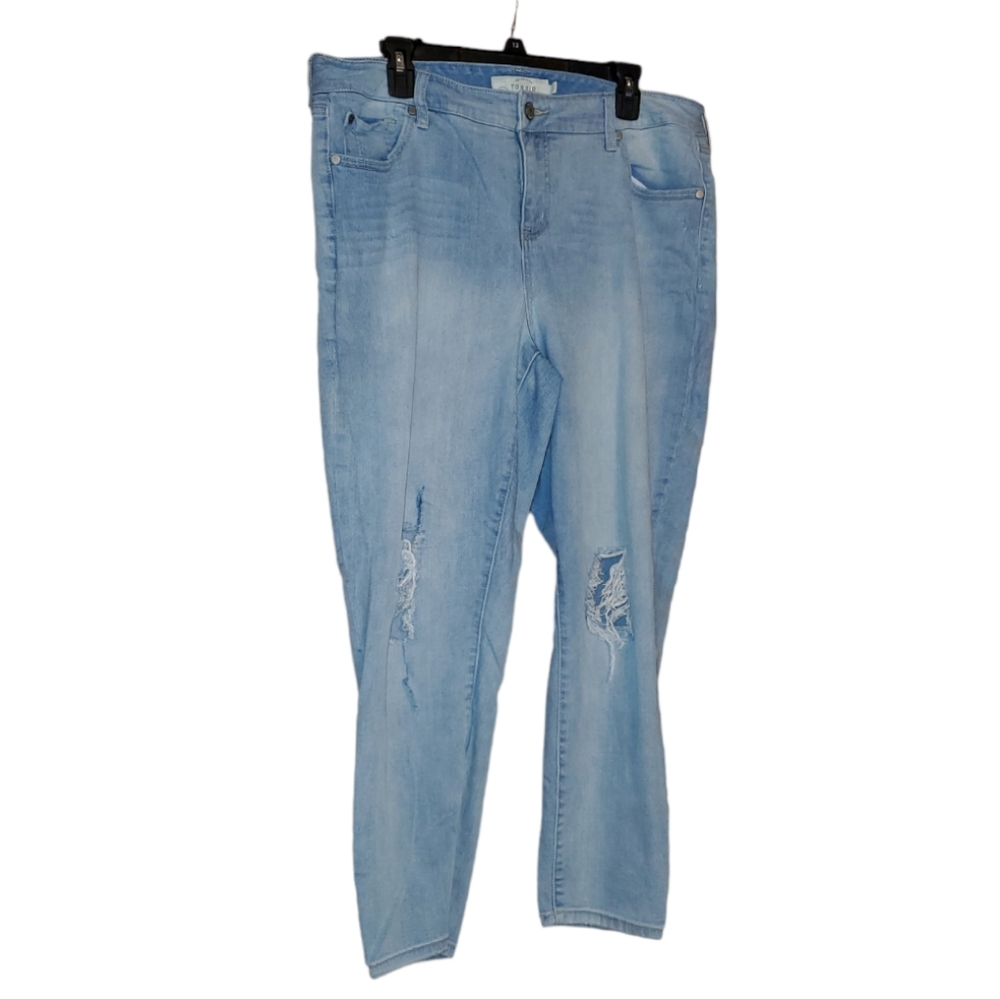 Torrid High Rise Destructed Light Wash Jean 18